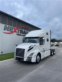 2022 Volvo VNL64T760