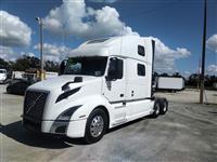 2022 Volvo VNL64T860