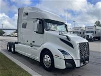 2020 Volvo VNL64T760