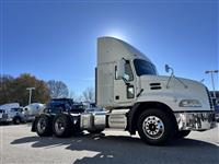 2017 Mack CXU613