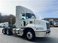 2017 Mack CXU613