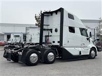 2025 Volvo VNL64T860