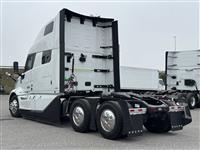 2025 Volvo VNL64T860