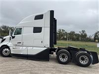 2025 Volvo VNL64T860