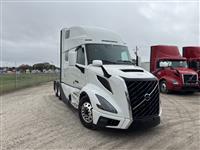 2025 Volvo VNL64T860