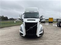 2025 Volvo VNL64T860