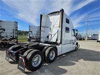 2023 Volvo VNL64T860