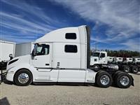 2023 Volvo VNL64T860