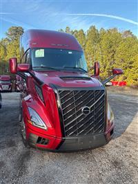 2025 Volvo VNL64T860