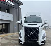 2025 Volvo NEW VNL860