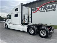 2021 Volvo VNL64T860