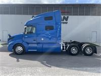 2020 Volvo VNL64T760