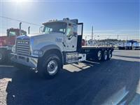 2016 Mack GU713