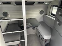 2021 Volvo VNL64T860