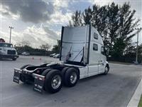 2021 Volvo VNL64T860