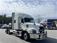 2021 Mack AN64T