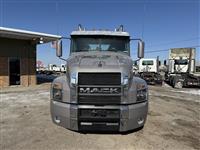 2025 Mack AN64T