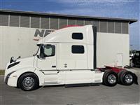 2021 Volvo VNL64T860