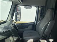 2020 Volvo VNL64T860