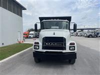 2022 Mack MD642