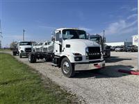 2025 Mack MD642