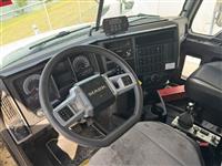 2020 Mack GR64F
