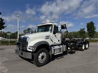 2024 Mack GR64F