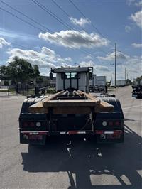 2024 Mack GR64F