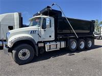 2024 Mack GR64F