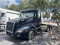 2018 Volvo VNL64T300