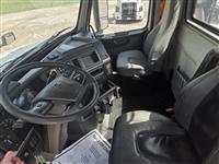 2022 Volvo VNL64T300