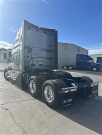 2026 Volvo VNL64T860