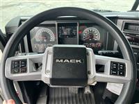 2024 Mack GR64FR