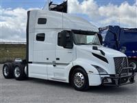 2021 Volvo VNL64T760