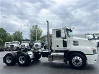 2022 Mack AN64T