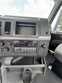 2020 Volvo VNR64T300