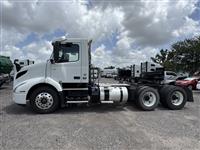 2020 Volvo VNR64T300