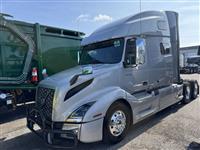 2021 Volvo VNL64T760