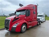 2021 Volvo VNL64T760
