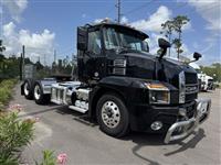 2022 Mack AN64T
