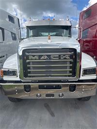 2025 Mack GR64FT