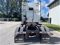 2021 Volvo VNL64T760