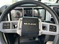 2021 Mack AN64T
