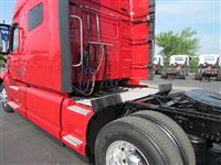 2021 Volvo VNL64T760