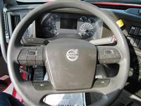 2021 Volvo VNL64T760