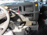 2021 Volvo VNL64T760