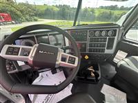 2025 Mack GR64FT