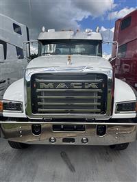 2025 Mack GR64FT