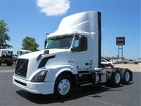 2018 Volvo VNL64T300