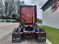 2021 Volvo VNL64T860